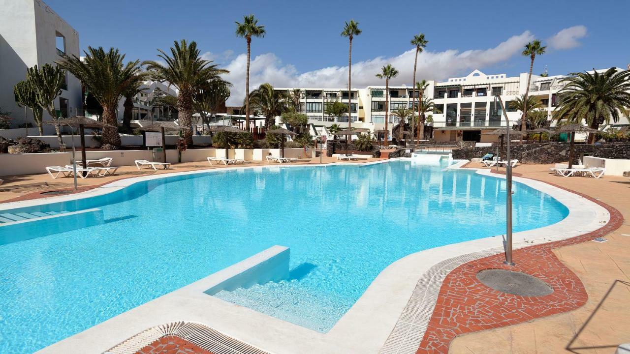 Apartments Seacoast Teguise Коста-Тегісе Екстер'єр фото